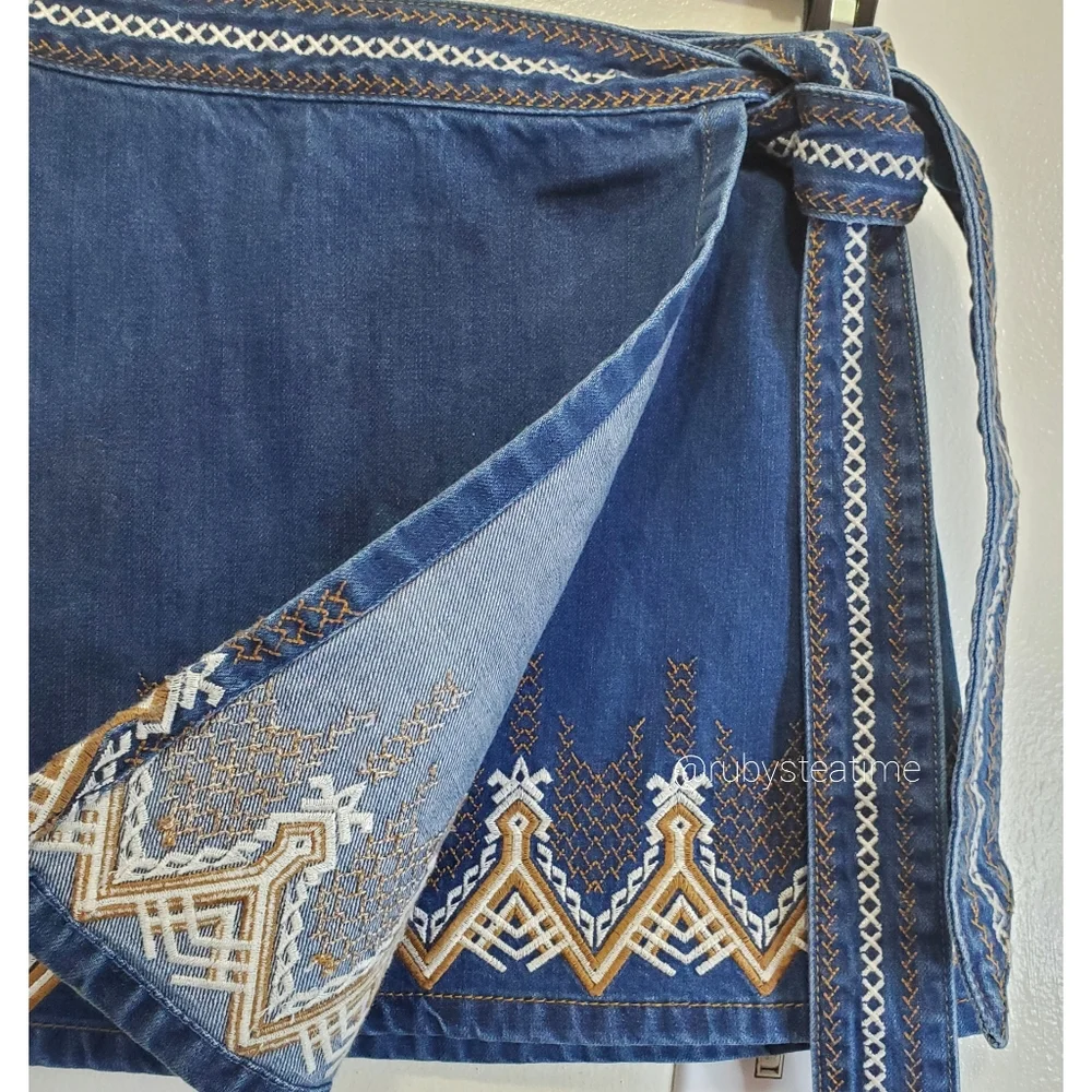 FREE PEOPLE Denim Wrap Tie Skirt, Aztec Boho Embroidery, Hendrix Skirt, NWT - Picture 4 of 9